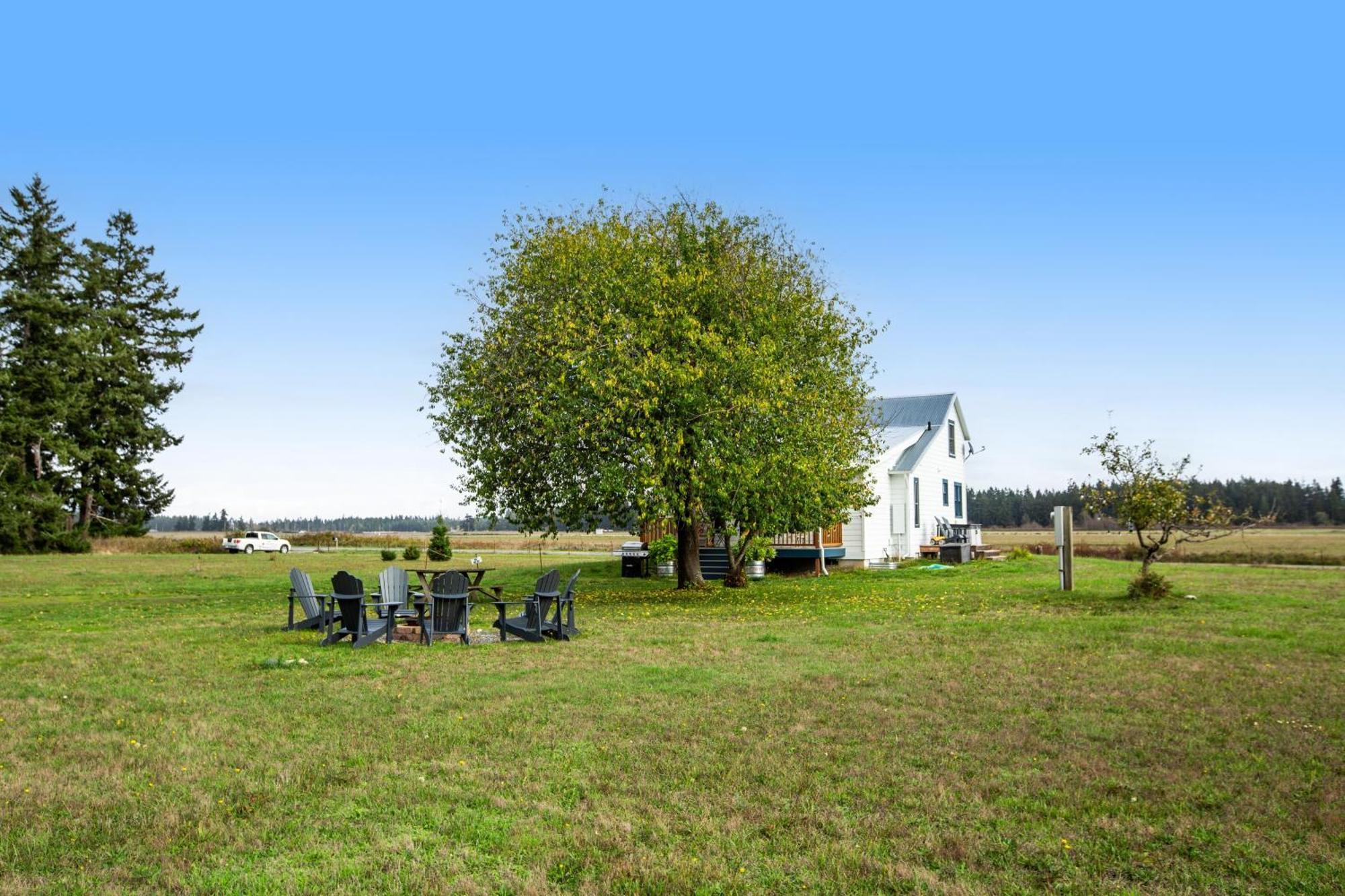 Historic Officer'S Farmhouse At Olf Coupeville Kültér fotó