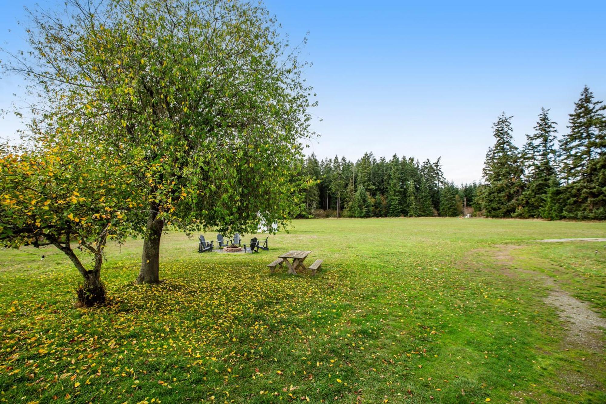 Historic Officer'S Farmhouse At Olf Coupeville Kültér fotó